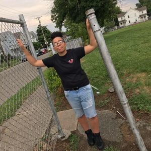 Meet your Posher, Kay